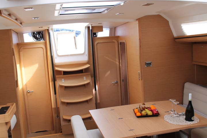  Velero Dufour  560 Grand Large (2017) para Charter - Furnari | #19148 - 18