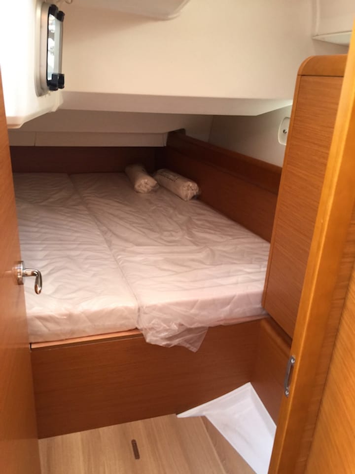  Velero Jeanneau Sun Odyssey 449 (2017) para Charter - Piombino | #1918 - 4