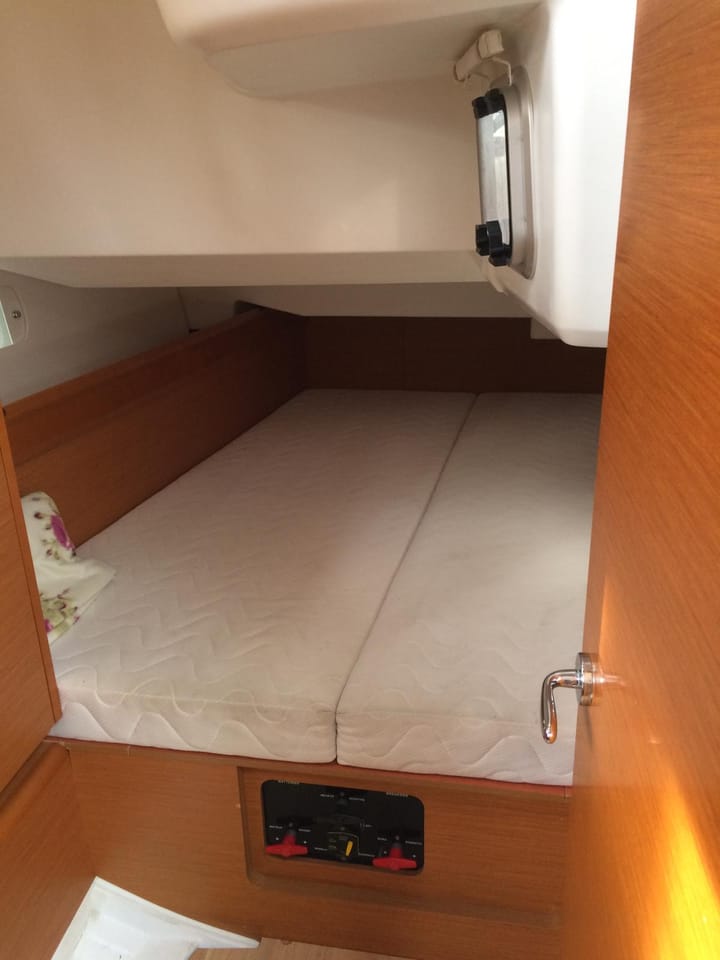  Velero Jeanneau Sun Odyssey 449 (2017) para Charter - Piombino | #1918 - 8