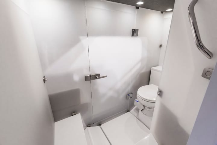 Bateau à moteur Axopar 37 Sun-Top (2021) pour Charter - Anavyssos | #19183 - 12