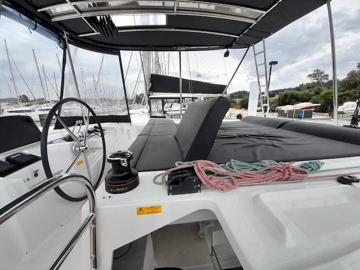  Catamarano Lagoon  46  (2024) per Noleggio, overcloccabile Gouvia | #19196 - 18