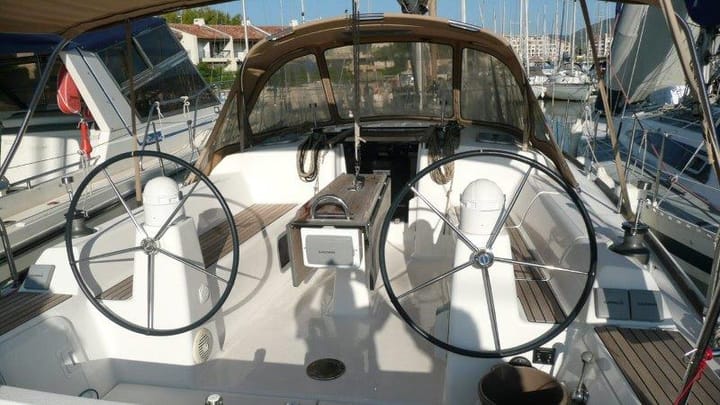  Velero Dufour  335 Grand Large (2012) para Charter - Bormes-les-Mimosas | #19241 - 7