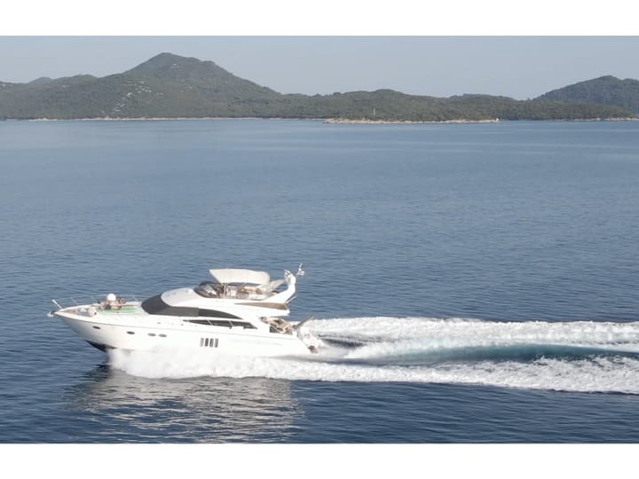 Podstrana 19.3 m For Charter Yacht à moteur - #19364 - 10