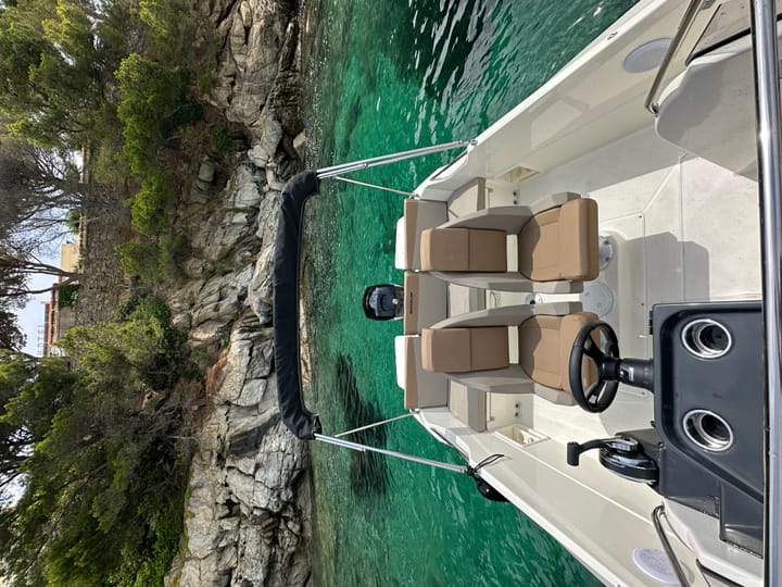  Motoscafo Quicksilver Activ 605 Sundeck (2023) per Noleggio, overcloccabile Rose | #19376 - 9