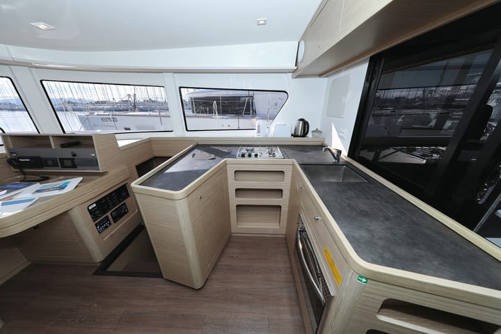  Catamarano Lagoon  42 (2023) per Noleggio, overcloccabile Sukošan | #19388 - 86