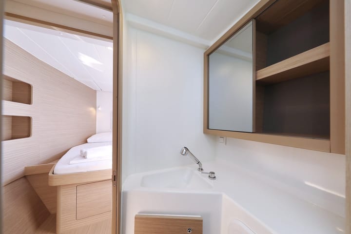  Catamarano Lagoon  42 (2023) per Noleggio, overcloccabile Sukošan | #19388 - 138