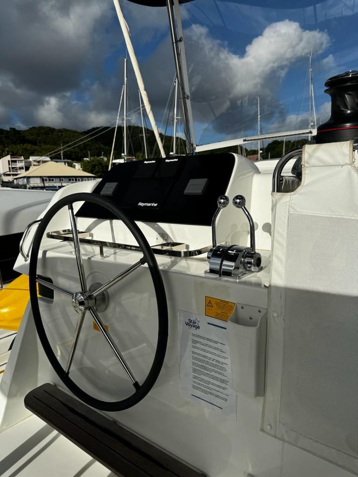  Catamarán Lagoon  42 (2024) para Charter - Martinica | #19422 - 22