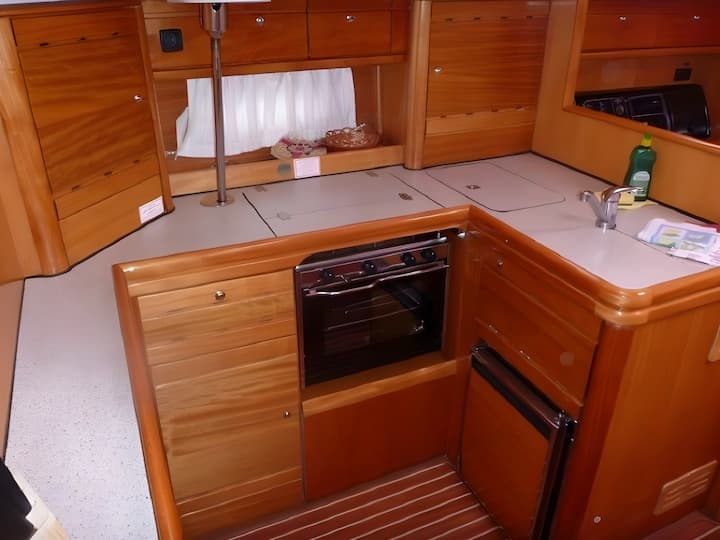 Sailboat Bavaria  Cruiser 50 (2005) for Charter - Rogoznica | #19435 - 7