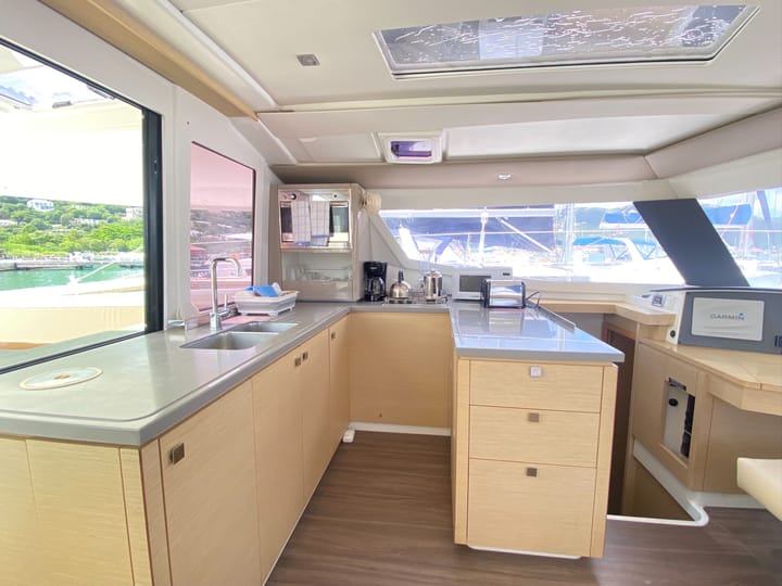 Catamaran Fountaine Pajot Helia 44 Evolution (2017) for Charter - Road Town | #19453 - 13