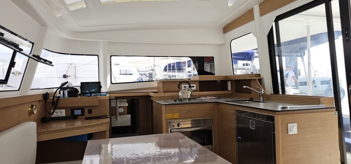 Catamaran Excess 11 (2024) pour Charter - Martinique | #19458 - 12