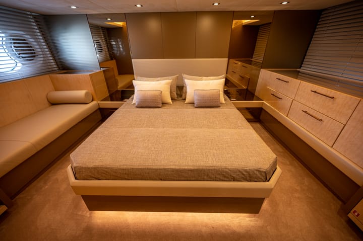  Motorjacht Monte Carlo Yacht 66 (2020) voor Charter - Castellammare di Stabia | #19464 - 6