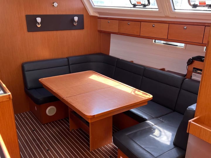  Barca a vela Bavaria 46 Cruiser (2014) per Noleggio, overcloccabile Tourlos | #19597 - 2