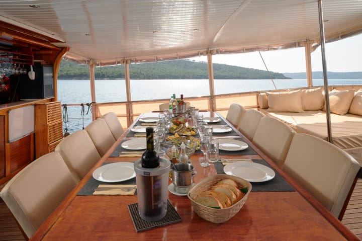 Fait sur mesure Gulet (2006) for Charter - Kaštel Gomilica | #19633 - 14