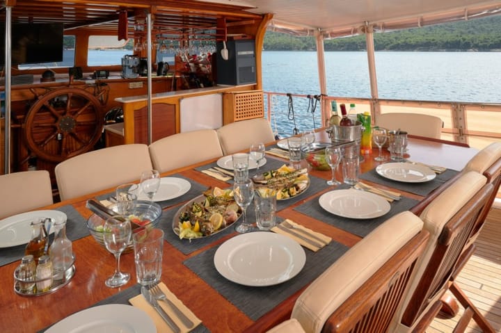 Fait sur mesure Gulet (2006) for Charter - Kaštel Gomilica | #19633 - 4