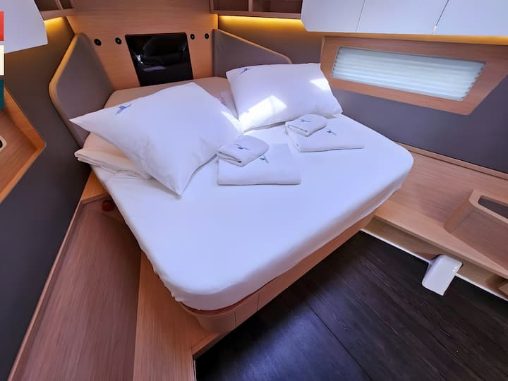 Sailboat Dufour 41 (2024) for Charter - Rogoznica | #19667 - 18