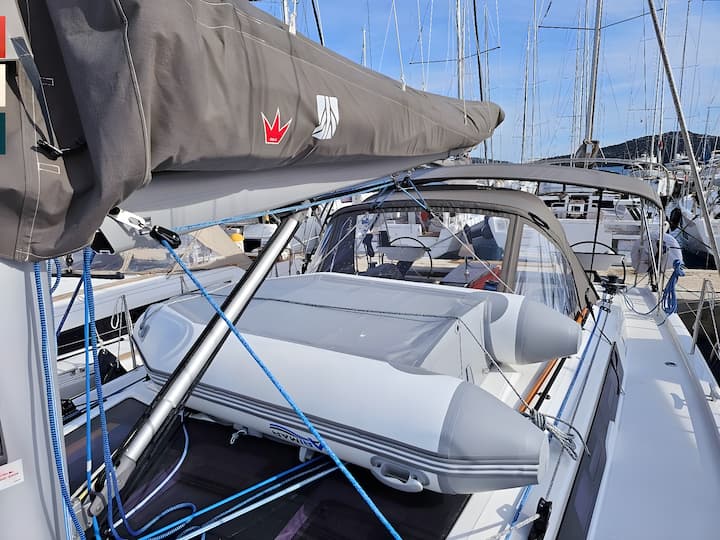 Sailboat Dufour 41 (2024) for Charter - Rogoznica | #19667 - 9