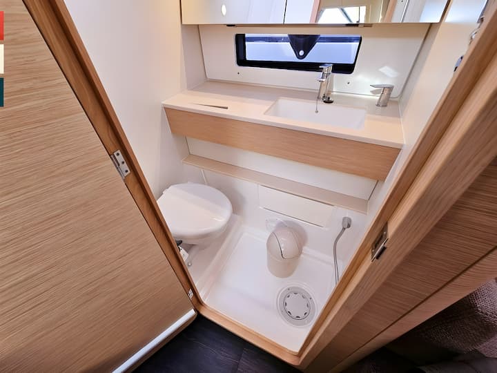 Sailboat Dufour 41 (2024) for Charter - Rogoznica | #19667 - 27