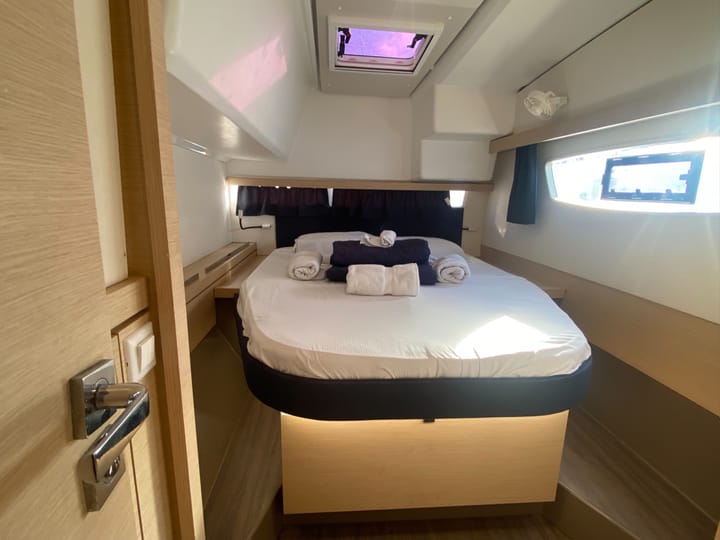 Catamaran Fountaine Pajot Lucia 40 (2017) for Charter - Road Town | #19680 - 9