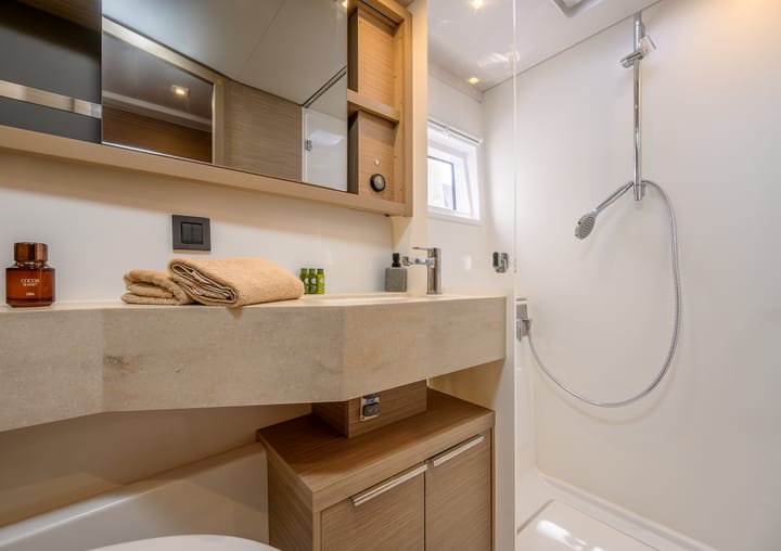  Catamarán Lagoon  46  (2024) para Charter - Trogir | #19711 - 31