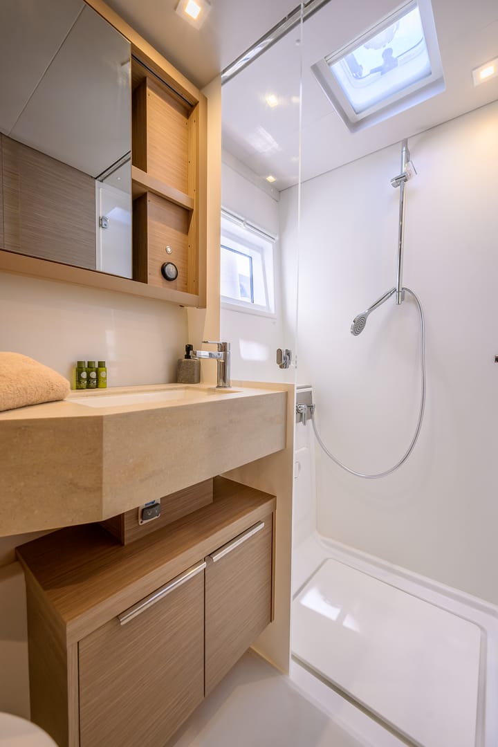  Catamarán Lagoon  46  (2024) para Charter - Trogir | #19711 - 18