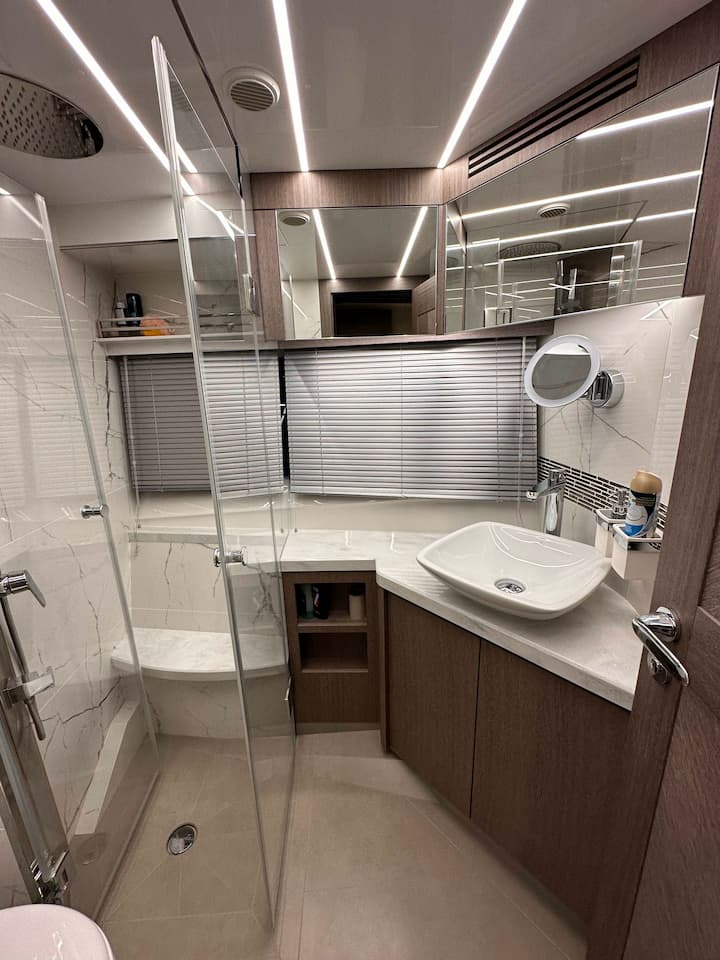 Motor Yacht Galeon 680 Fly (2023) for Charter - Dubrovnik | #19712 - 31