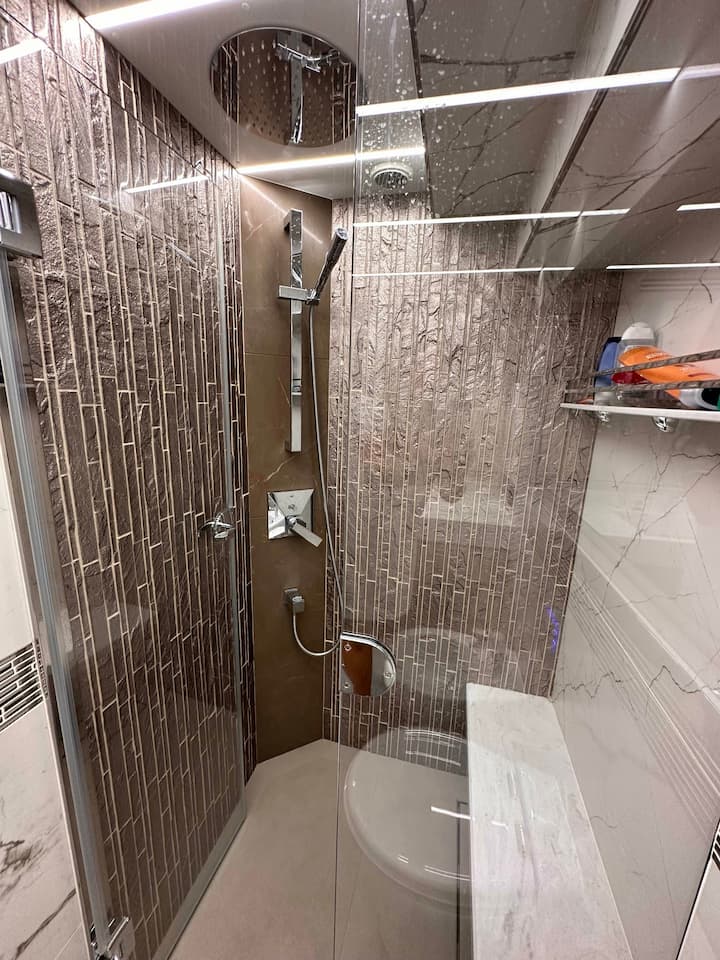 Motor Yacht Galeon 680 Fly (2023) for Charter - Dubrovnik | #19712 - 30