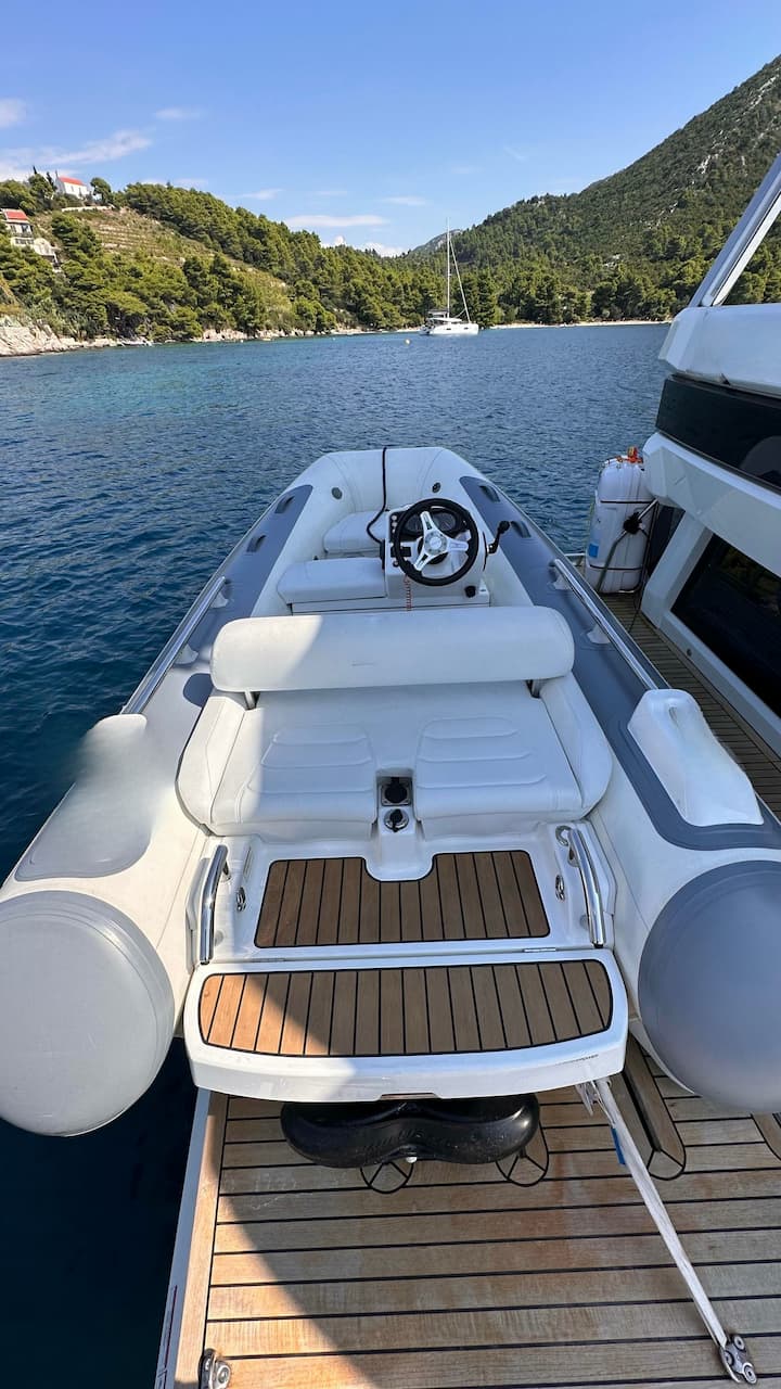 Motor Yacht Galeon 680 Fly (2023) for Charter - Dubrovnik | #19712 - 4