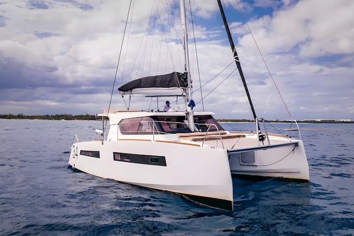 Catamaran Aventura 34 (2021) for Charter - Puerto Aventuras, Quintana Roo | #19731 - 6