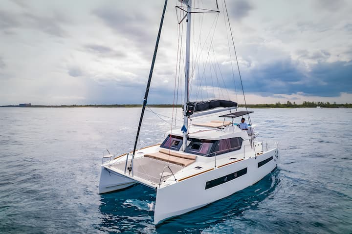 Catamaran Aventura 34 (2021) for Charter - Puerto Aventuras, Quintana Roo | #19731 - 1