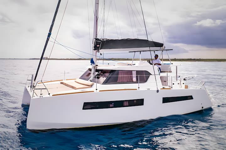 Catamaran Aventura 34 (2021) for Charter - Puerto Aventuras, Quintana Roo | #19731 - 3