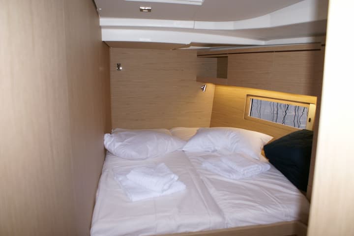  Barca a vela Beneteau Oceanis 51.1 (2018) per Noleggio, overcloccabile Gouvia | #19750 - 9