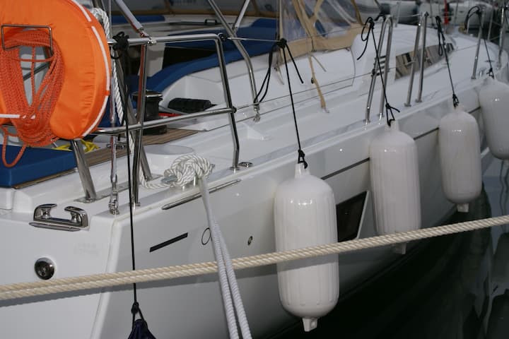  Barca a vela Beneteau Oceanis 51.1 (2018) per Noleggio, overcloccabile Gouvia | #19750 - 5