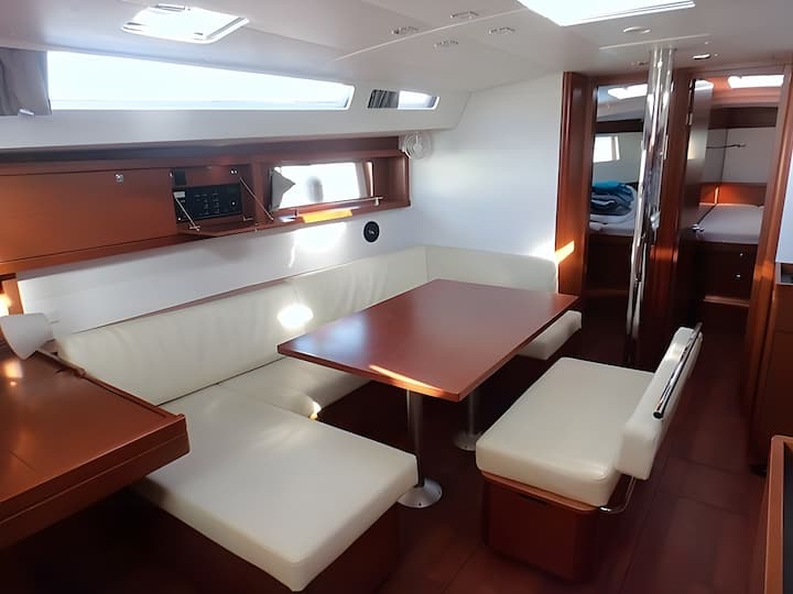  Barca a vela Beneteau Oceanis 48 (2017) per Noleggio, overcloccabile Lefkada | #19751 - 8