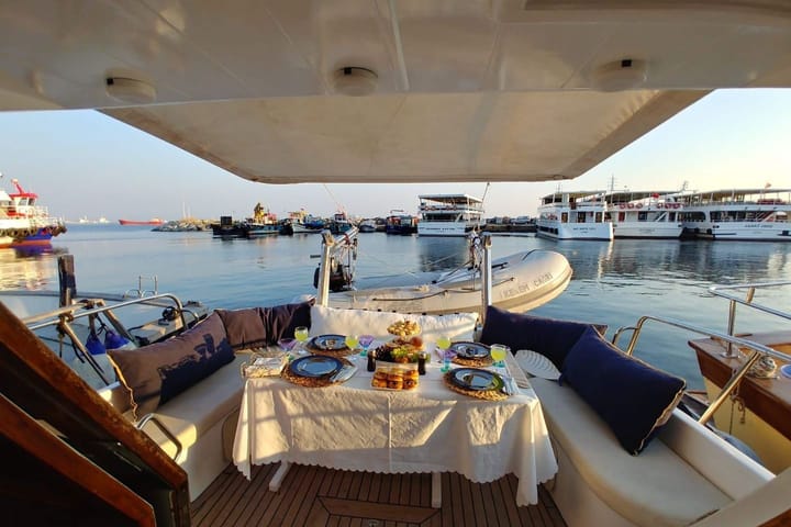 Fait sur mesure Yacht à moteur (2014) for Charter - Kartal | #19813 - 4