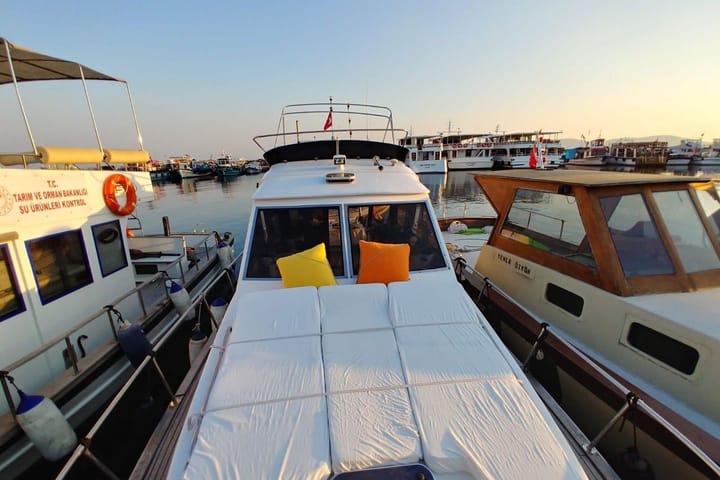 Fait sur mesure Yacht à moteur (2014) for Charter - Kartal | #19813 - 3