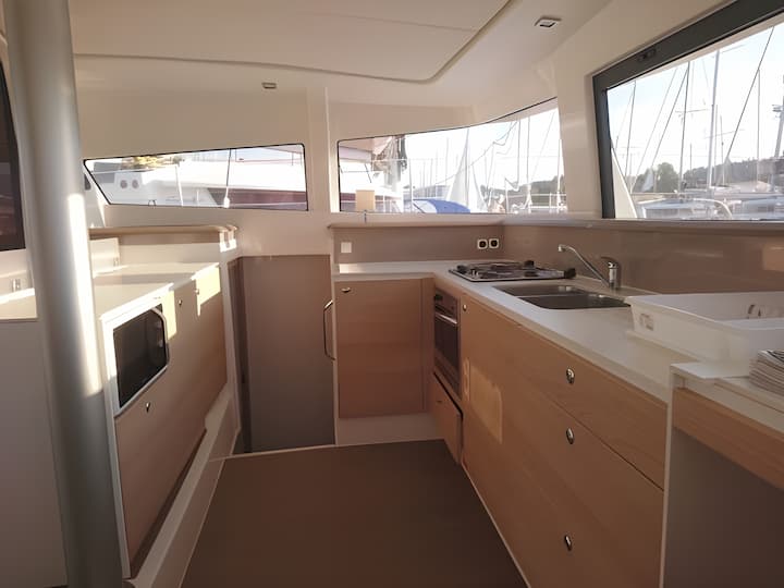 Catamaran Bali  4.3 (2018) for Charter - Lefkada | #19909 - 15