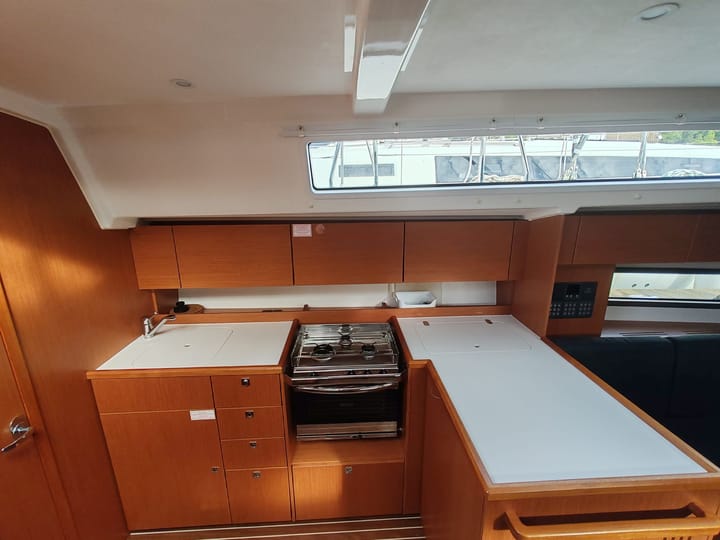  Zeilboot Bavaria  42 Cruiser (2021) voor Charter - Drage | #19918 - 11