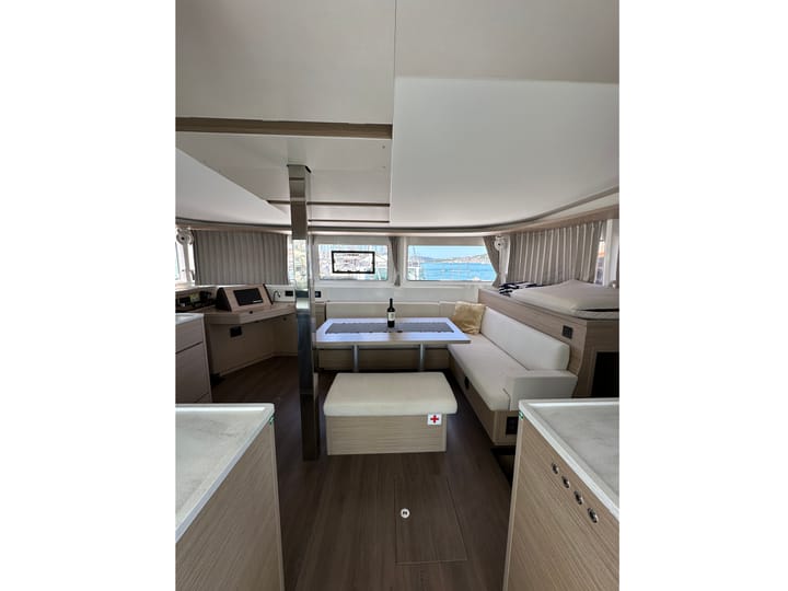  Catamaran Lagoon 46 Fly (2024) voor Charter - Trogir | #19919 - 2