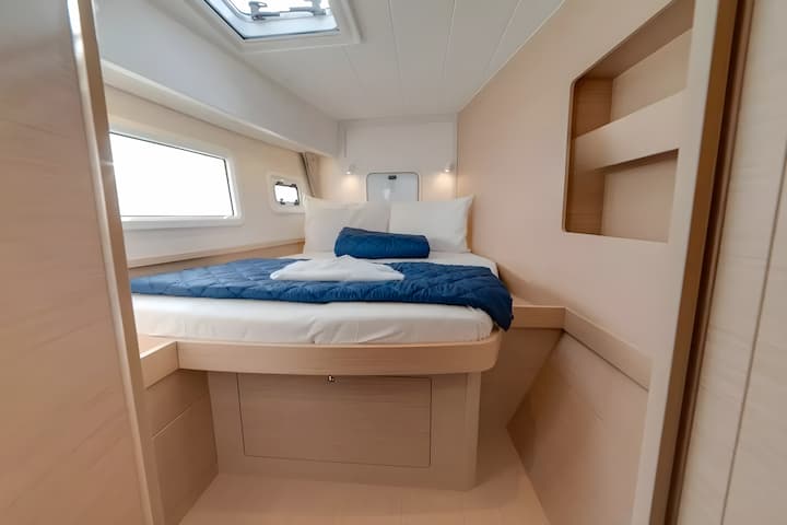 Catamaran Lagoon  42 (2024) for Charter - Portisco | #19987 - 33