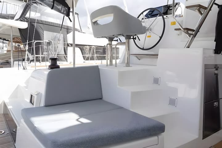 Catamaran Lagoon  42 (2024) for Charter - Portisco | #19987 - 9