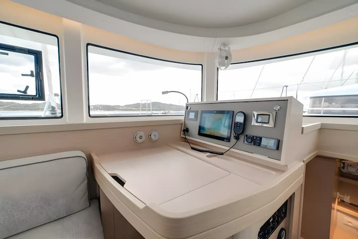 Catamaran Lagoon  42 (2024) for Charter - Portisco | #19987 - 29