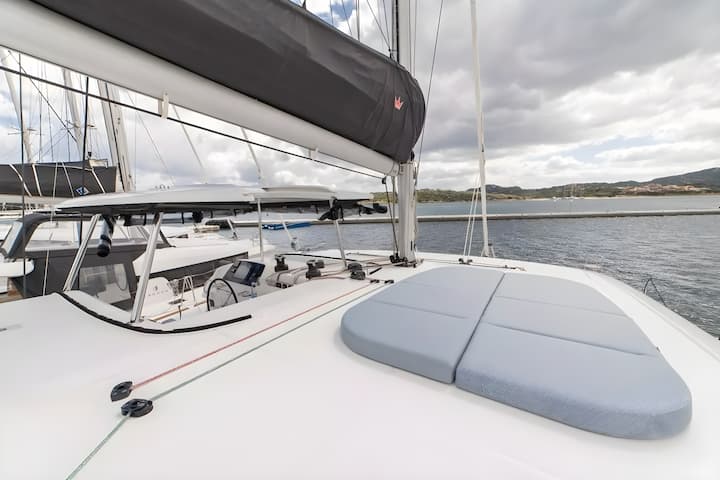 Catamaran Lagoon  42 (2024) for Charter - Portisco | #19987 - 15