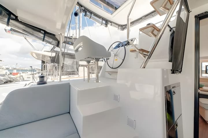 Catamaran Lagoon  42 (2024) for Charter - Portisco | #19987 - 10