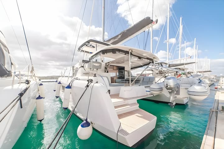 Catamaran Lagoon  42 (2024) for Charter - Portisco | #19987 - 3