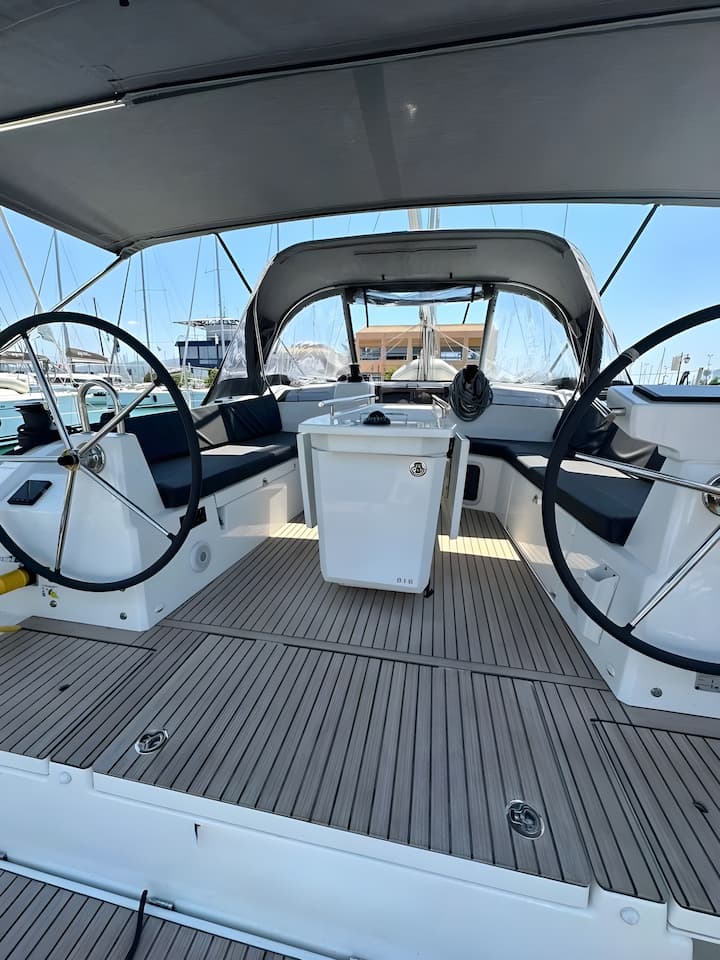 Sailboat Beneteau Oceanis 40.1 (2024) for Charter - Lefkada | #20041 - 4