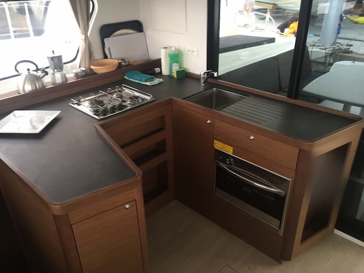  Catamarán Lagoon  42 (2018) para Charter - Hyeres | #20174 - 9