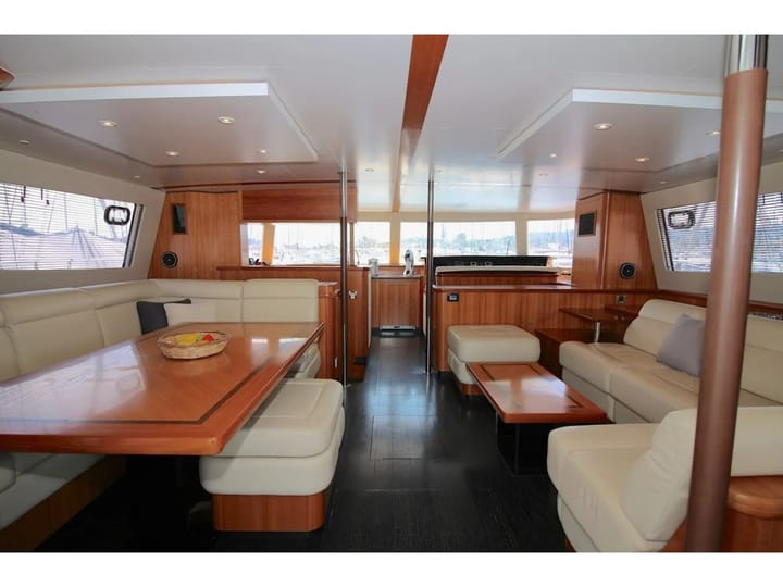 Catamaran Fountaine Pajot Queensland 55 (2010) for Charter - Corfu | #20230 - 2