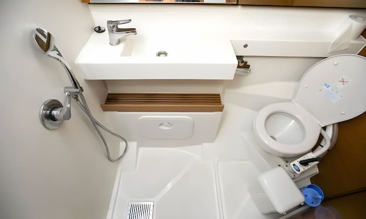 Sailboat Jeanneau Sun Odyssey 440 (2024) for Charter - Nea Peramos - Attica | #20233 - 18