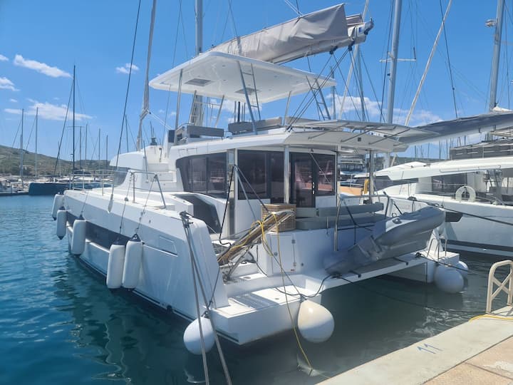 Lavrion 14.28 m Für Charter Katamaran — #20250 - 11