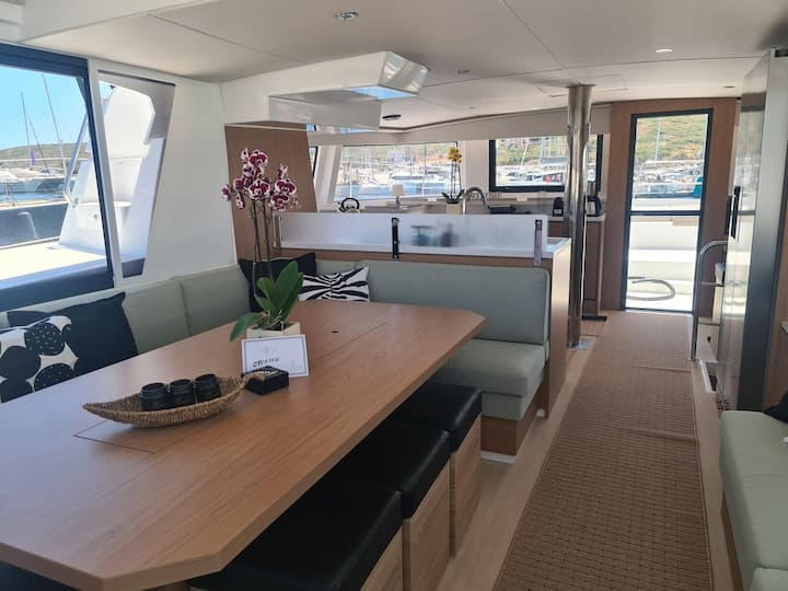 Lavrion 14.28 m Für Charter Katamaran — #20250 - 4